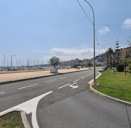 Superbe Proche Apartman Menton